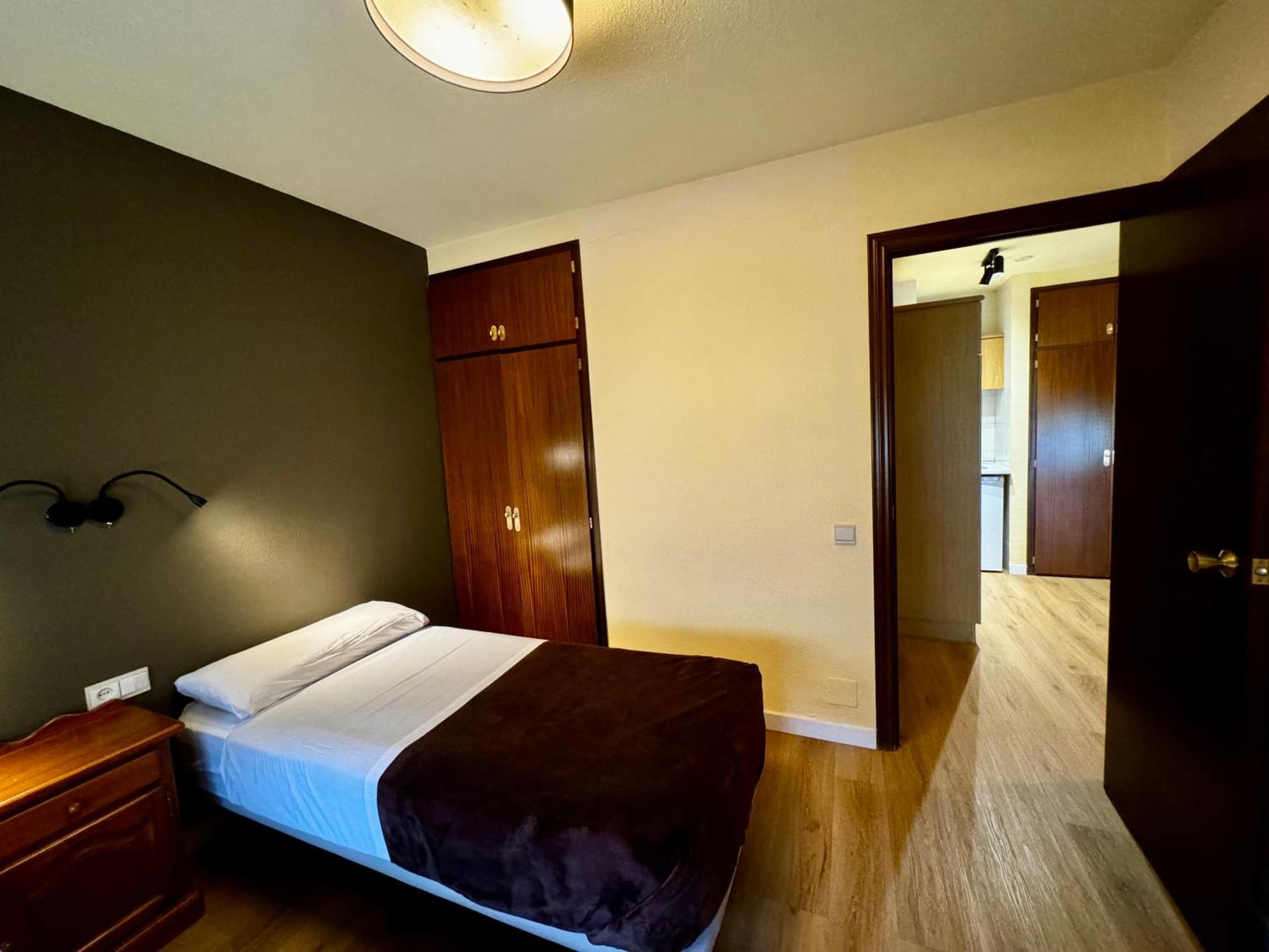 Apartamentos Turisticos Poblado Arinsal Eksteriør billede