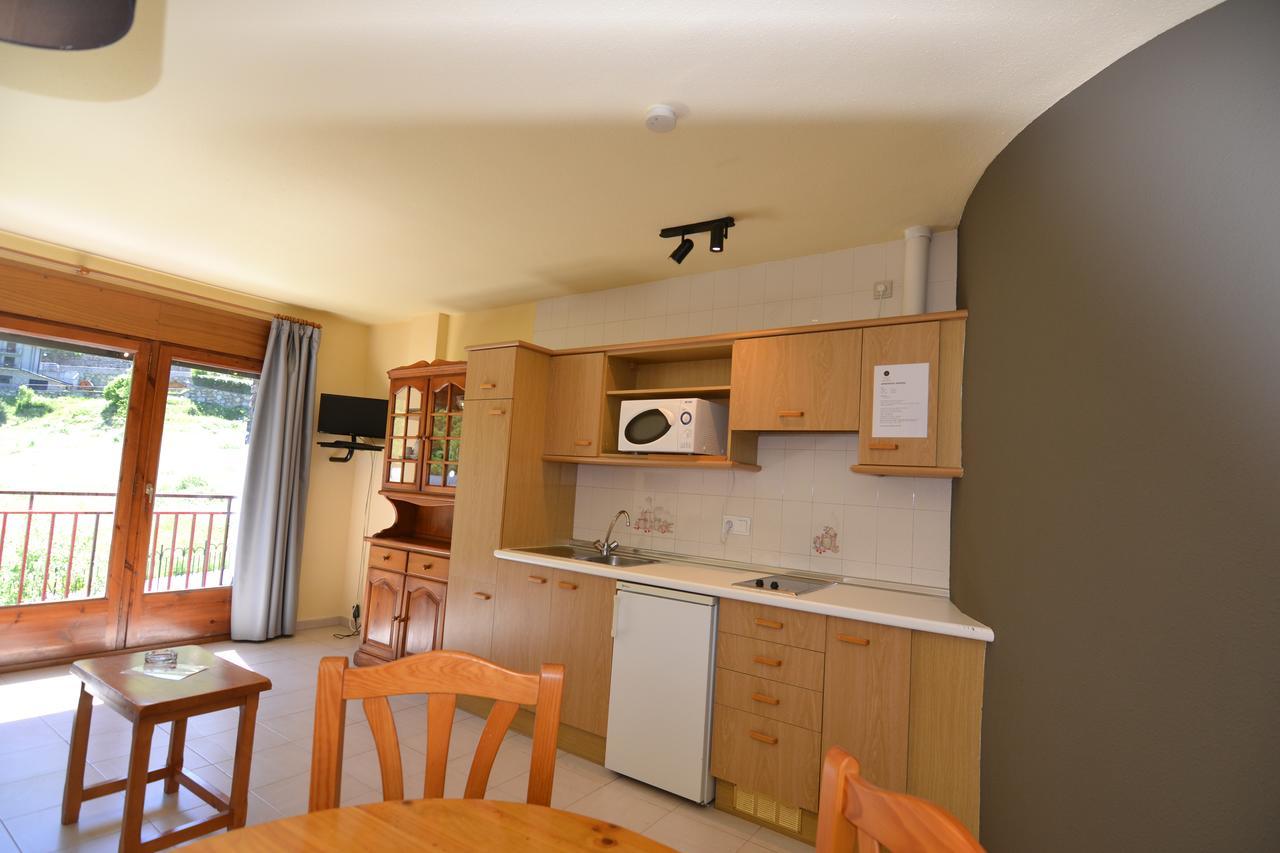 Apartamentos Turisticos Poblado Arinsal Eksteriør billede