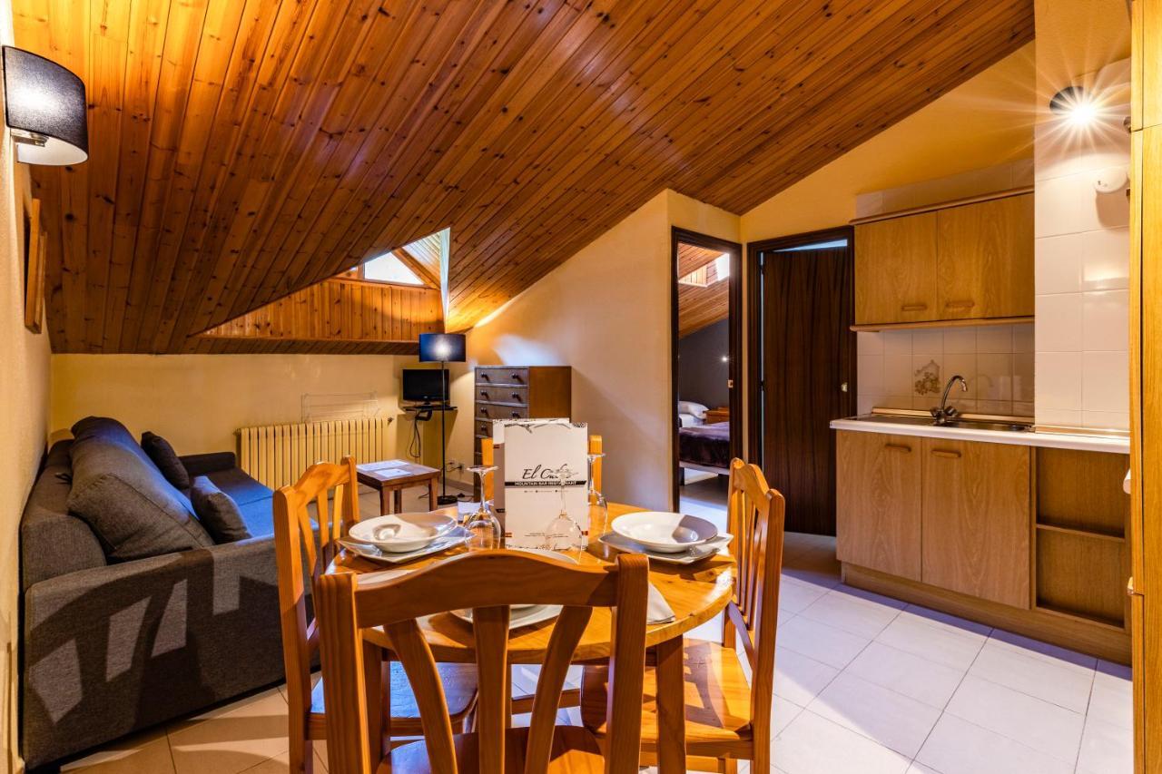 Apartamentos Turisticos Poblado Arinsal Eksteriør billede